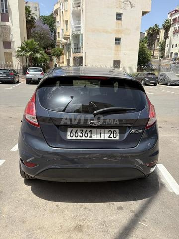 Ford Fiesta Diesel Manuelle 2014 à Meknès - 2