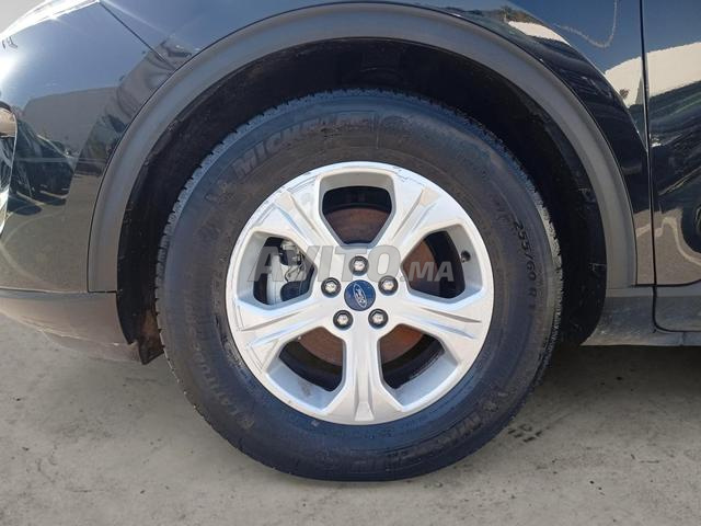 FORD. KUGA