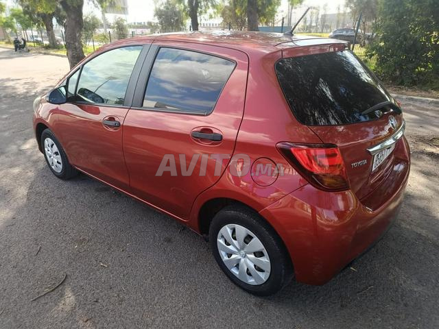 Toyota Yaris Essence Manuelle 2015 à Casablanca - 2
