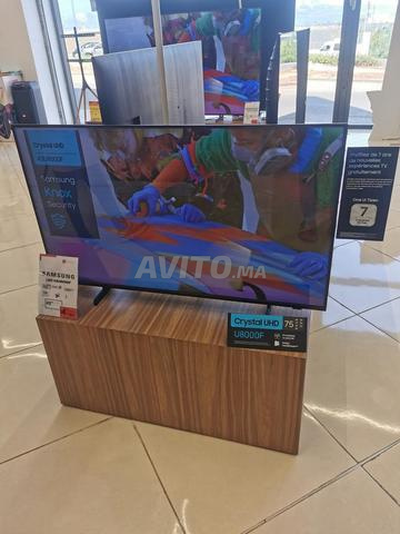 U8000F gamme Samsung Liv grat - 2