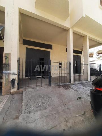 VENTE Garage 79m2 et Sous sol 87m2 - 2
