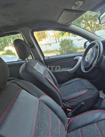 Dacia Sandero Diesel Manuelle 2010 à Oulmes