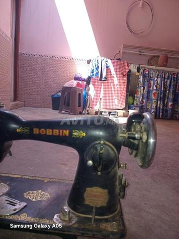 Tête de machine à coudre Bobbin