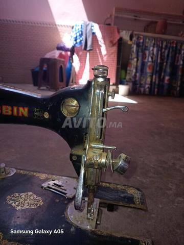 Tête de machine à coudre Bobbin - 2