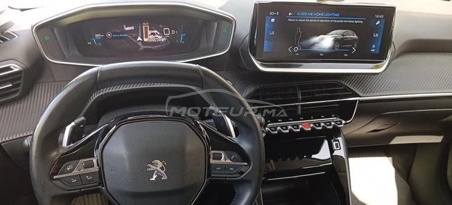 Peugeot 208 automatique allure 2023 3amra