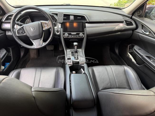 Honda Civic Essence Automatique 2018 à Casablanca