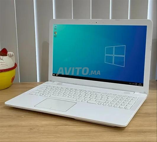 Asus Ram 8 disque SSD batterie 4h écran 15
