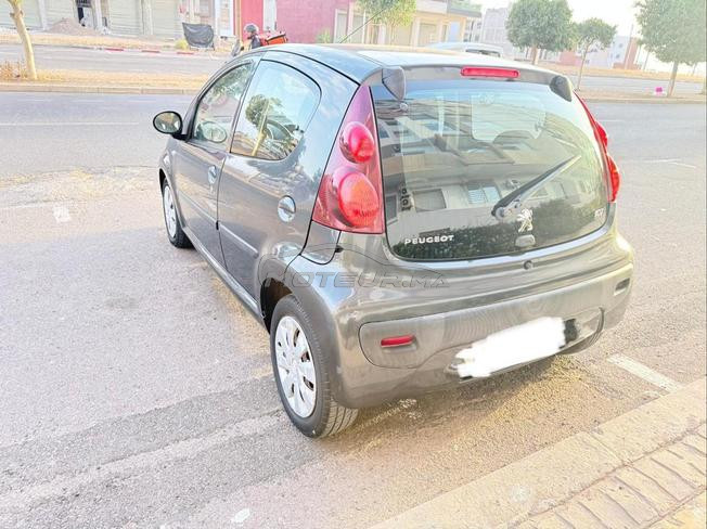 Peugeot 107 Essence Manuelle 2014 à Agadir