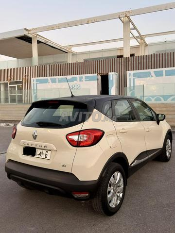 Renault Captur 28km - 2
