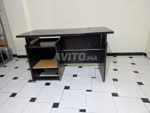 Bureau et chaise à vendre - 2