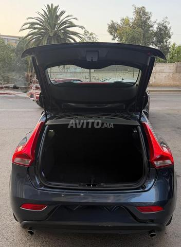 Volvo V40 Diesel Automatique 2018 à Casablanca - 2