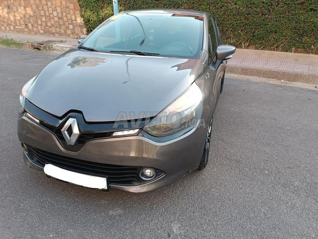 Clio 4 diesel 2016 très bon état - 2