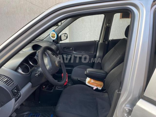 Suzuki Ignis - 2