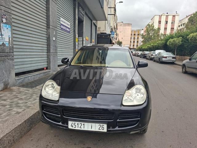 Porsche Cayenne essence v6