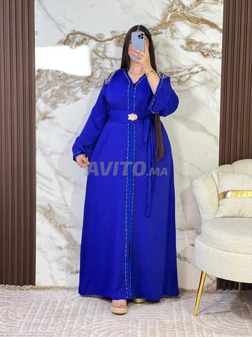 Rayonne de luxe... Caftan royal HMAWI orné de perles
