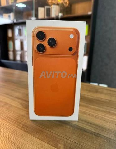 NEUF IPHONE 17 PRO 1To ORANGE / magasin