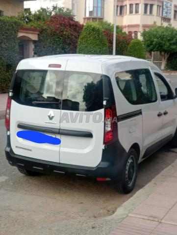 Renault Express Diesel Manuelle 2022 à El Jadida