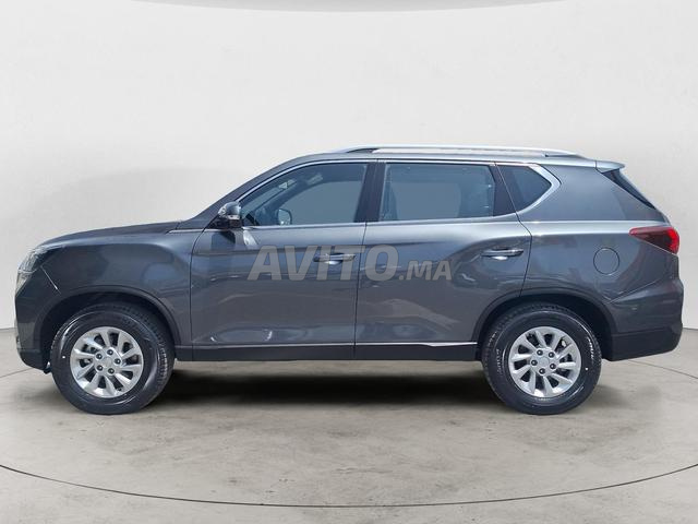 SSANGYONG. Rexton - 2