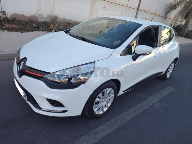 Clio 4 neuve, que Dieu la bénisse - 2
