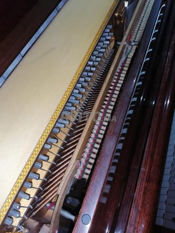 Piano à Vendre