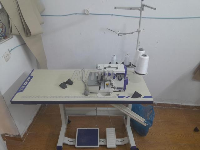 Machine à coudre professionnelle - 2