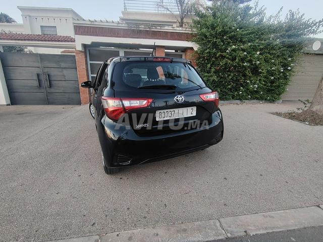 Toyota Yaris Essence Manuelle 2018 à Rabat - 2