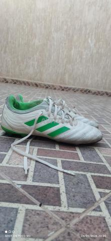 حذاء رياضي لكرة القدم من شركة Adidas Copa