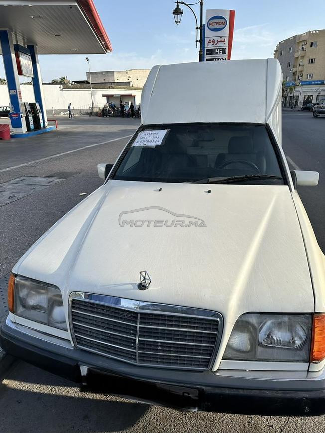 Mercedes-Benz 230 Diesel Manuelle 1995 à Agadir