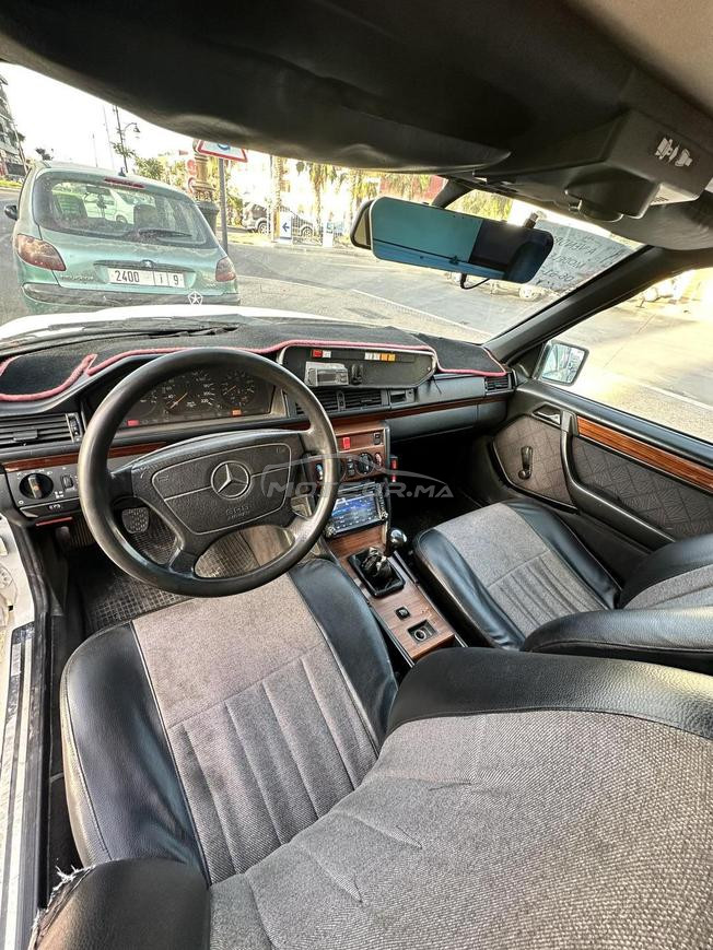 Mercedes-Benz 230 Diesel Manuelle 1995 à Agadir