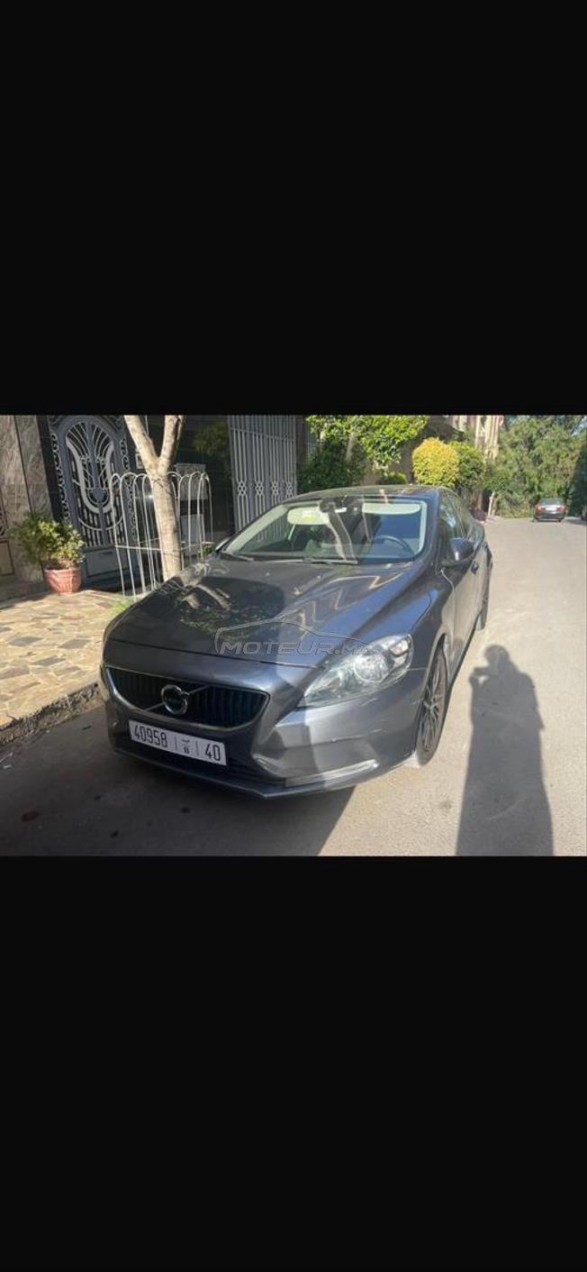 Volvo V40 Diesel Automatique 2017 à Tanger
