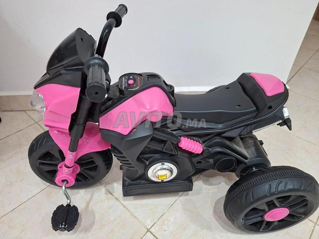 Moto presque neuve - 2