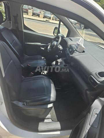 Citroën Berlingo Diesel Manuelle 2019 à Salé - 2