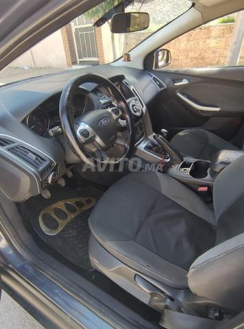 Ford Focus très bonne - 2