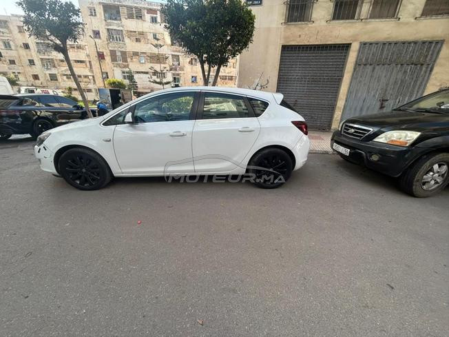 Opel astra J