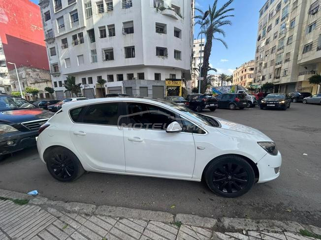 Opel astra J