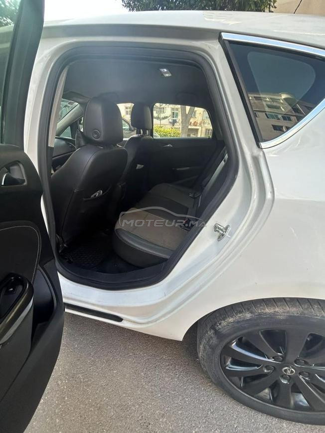 Opel astra J