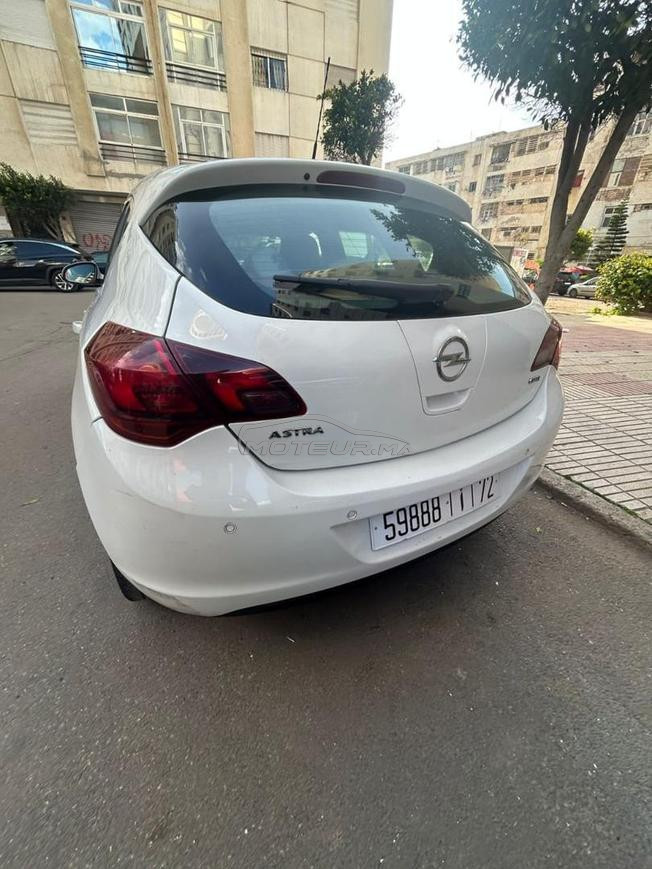 Opel astra J