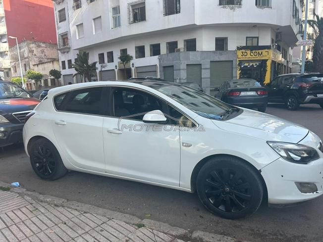 Opel astra J