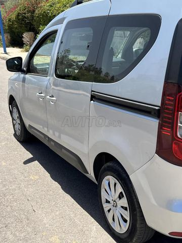 Renault Express Diesel Manuelle 2023 à Casablanca - 2