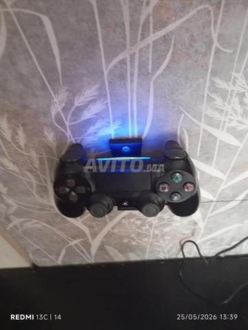 PS4 slim 1T manette originale jailbreak v9 - 2