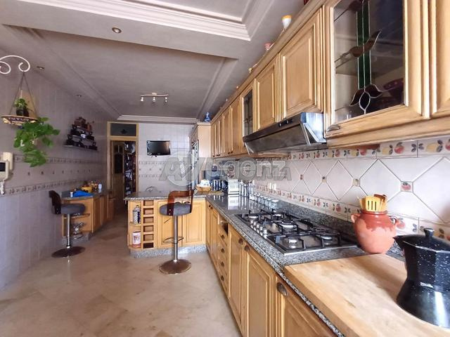 CMN-SI-1819 - Appartement à vendre à Gauthier - 2