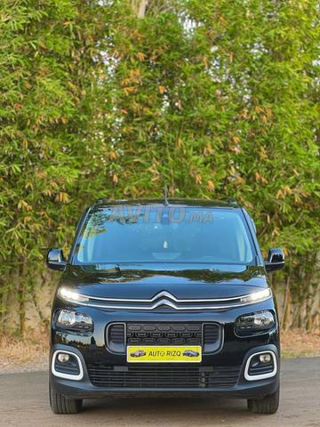 Citroën Berlingo Diesel manuelle 2023 à Salé