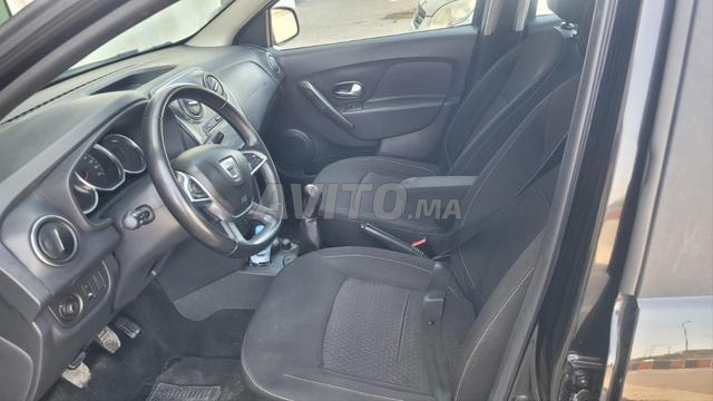 Voiture Logan à vendre en très bon état - 2
