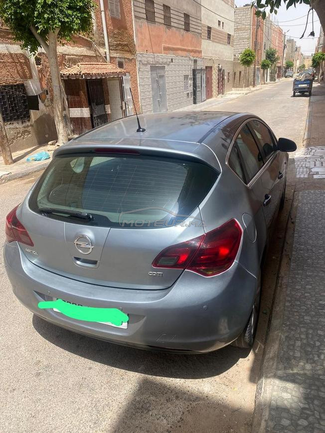 Opel Astra Diesel Manuelle 2012 à Tétouan
