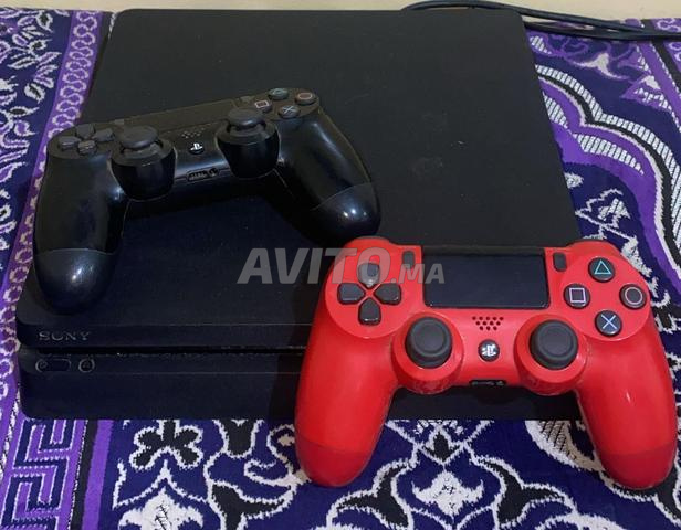 Playstation 4 slim - 2