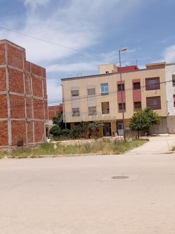 بقعة أرضية للبيع 3 واجهات تطل على شارع ب وسلان حي التنمية