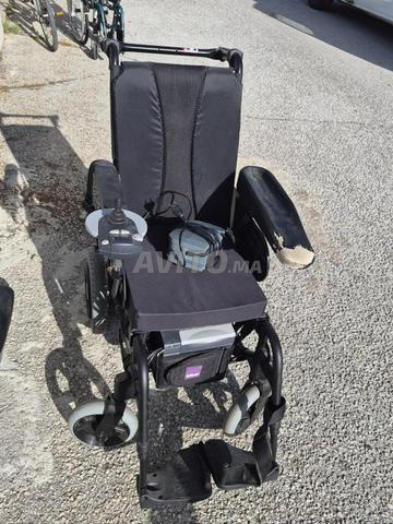 Fauteuil roulant électrique pliable petite taille pour enfant - 2