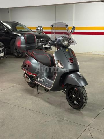 Vespa 300 gts