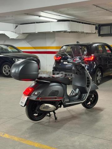 Vespa 300 gts