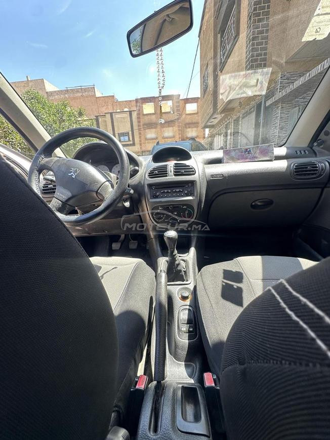 Peugeot 206 ans 2007 mois 10 